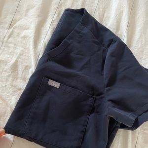 Quiet Navy Catarina Scrub top